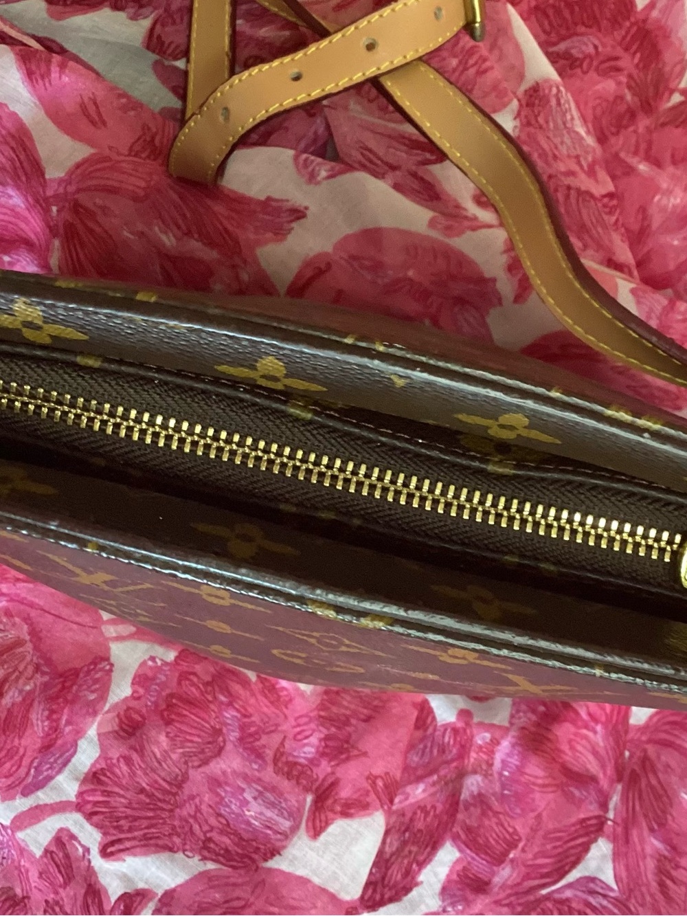 Vintage Louis Vuitton Monogram Druot Crossbody Bag Model M51290 EUC - Picture 10 of 16